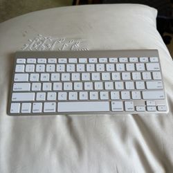 Apple Magic Keyboard A1314
