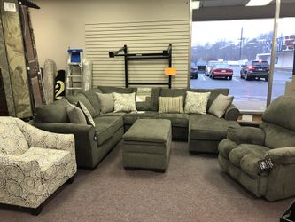 New Simmons Sectional