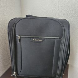 Suitcase 