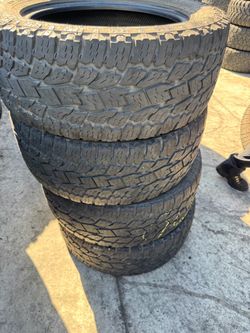 285/55r20 Toyo tires excelentes condiciones de vida las 4