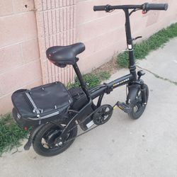 Has backpack. Keys , charger. All work 100% need some brake noise but brake work 100% all work 100% electric bike ebike e-bike folding bike $350! Lowe