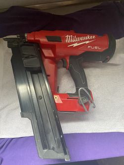 Milwaukee M18 FUEL 21° Framing Nailer 