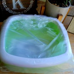 Pet Floating Bowl