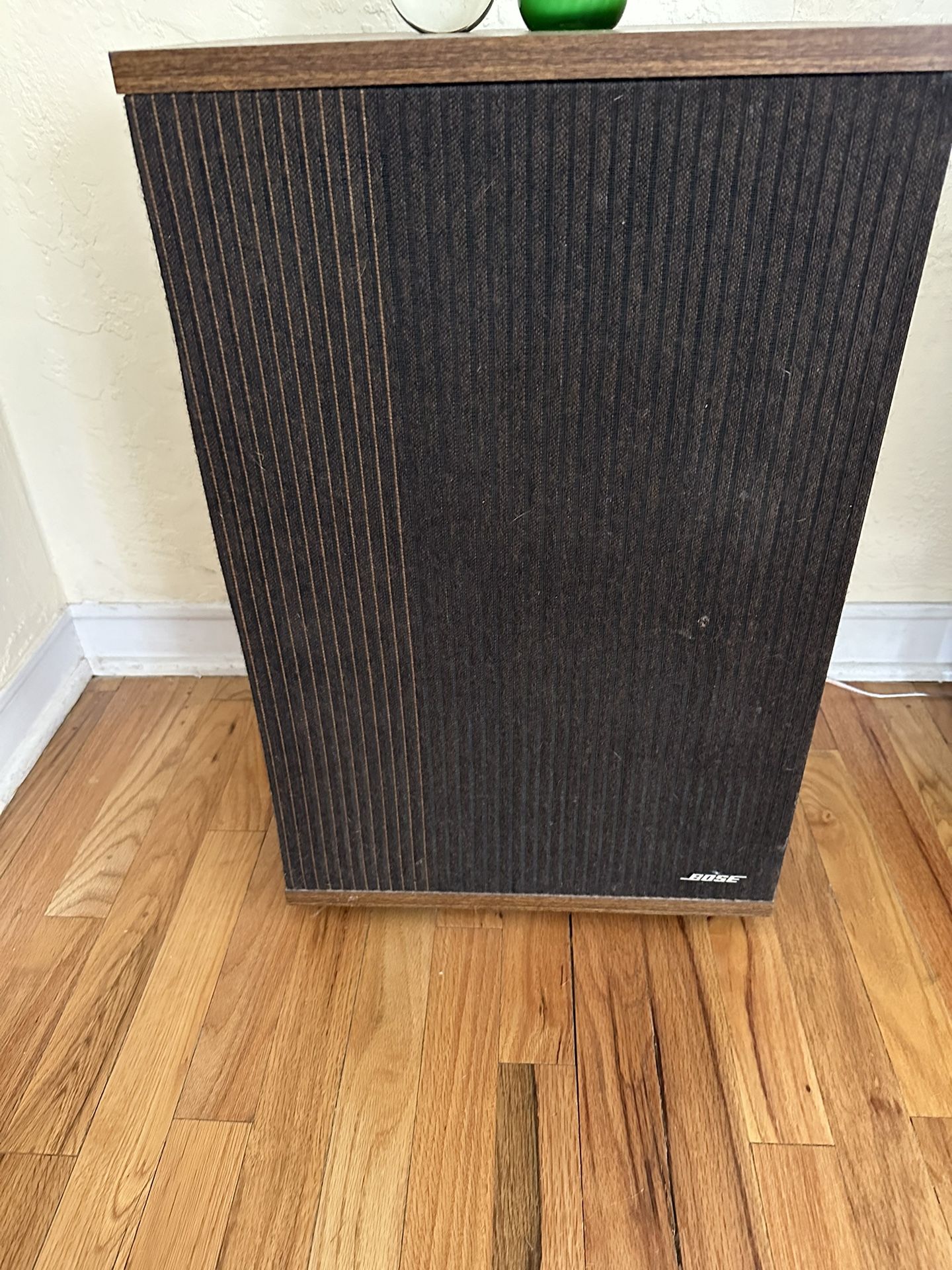 Bose 501 series iv direct reflecting speakers