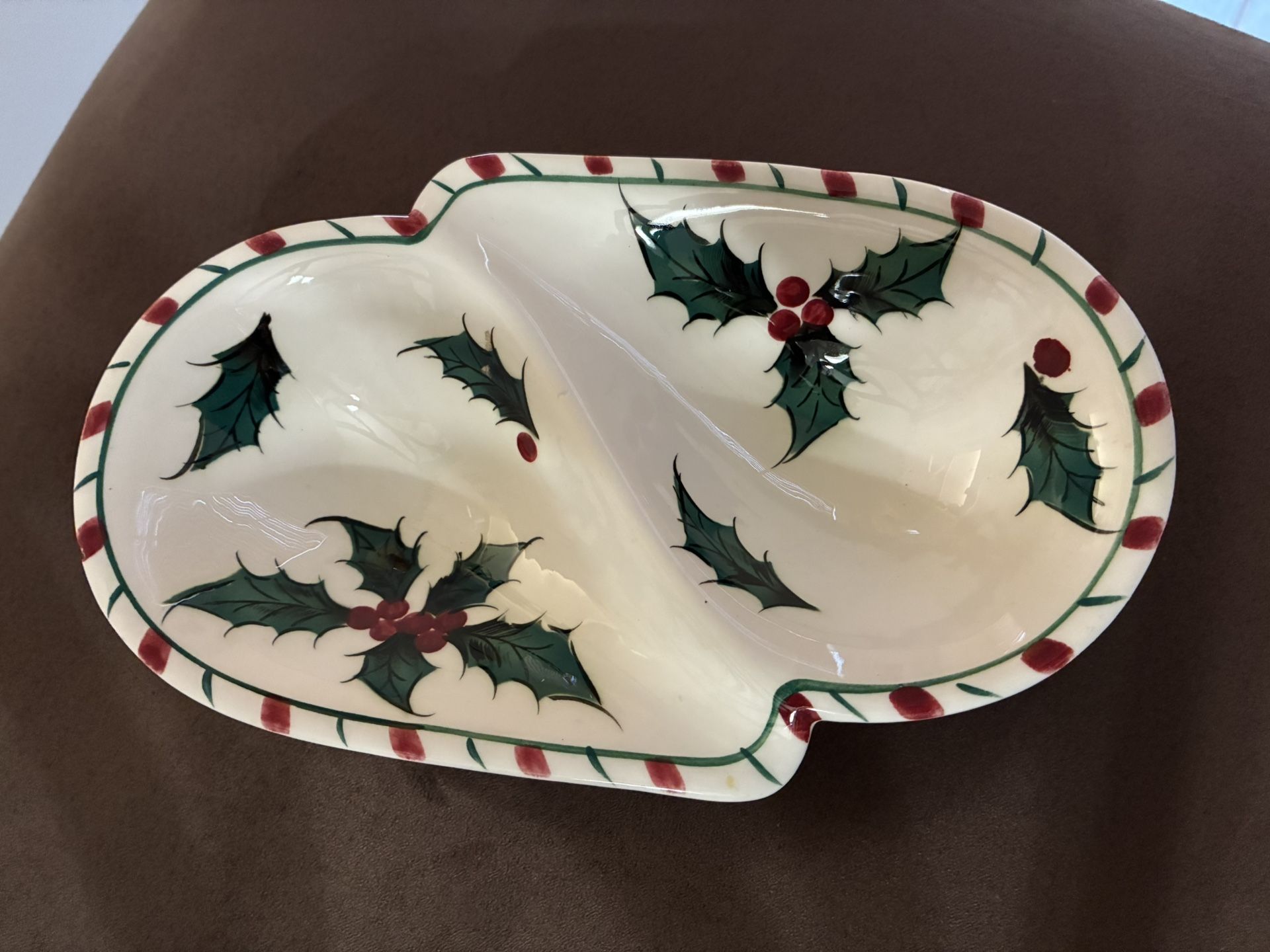 Holly Candy / Dipping Sauce Christmas Dish