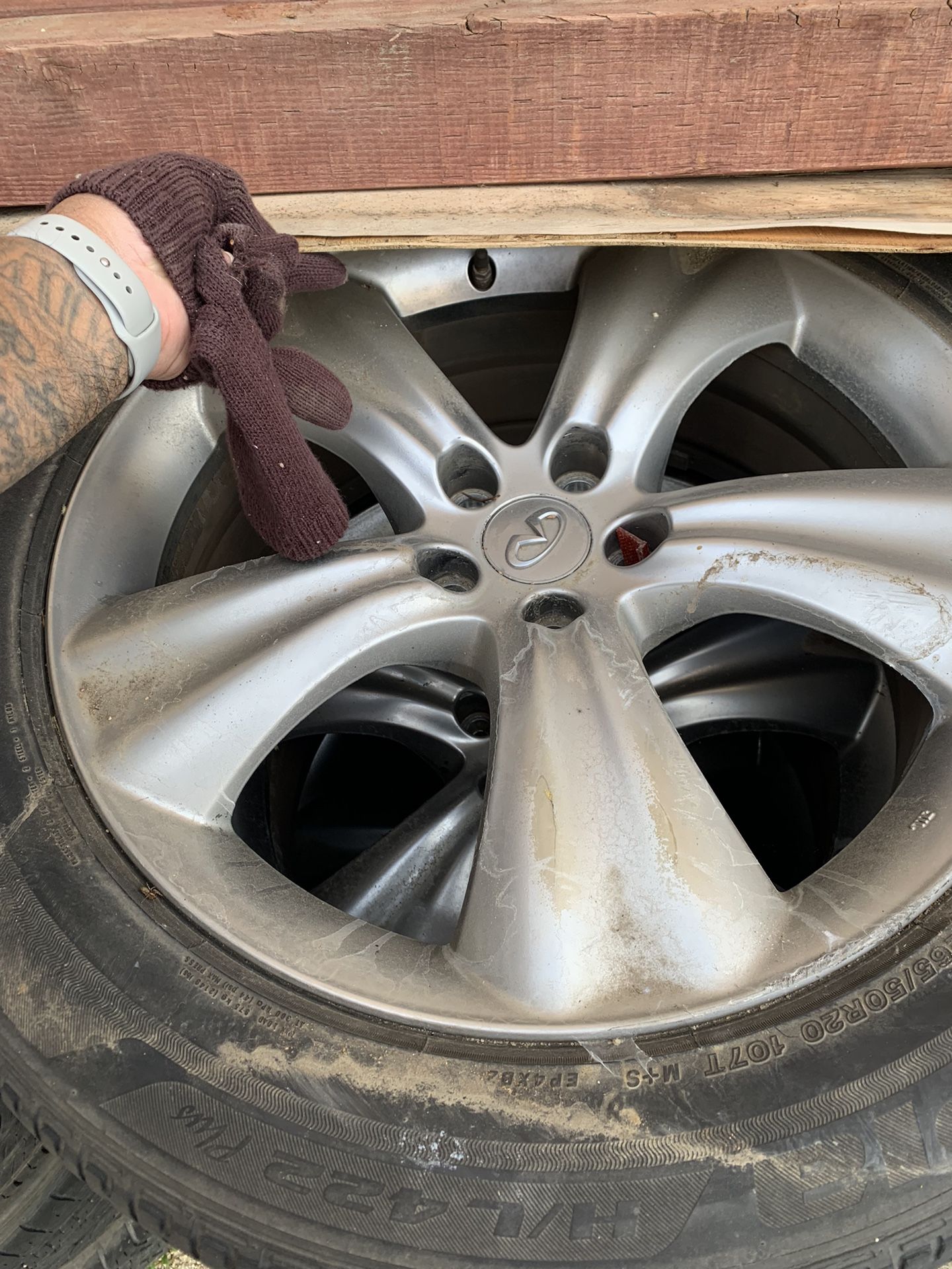 Infiniti FX 20” Rims & Tires