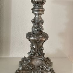 BEAUTIFUL CANDLE HOLDER 