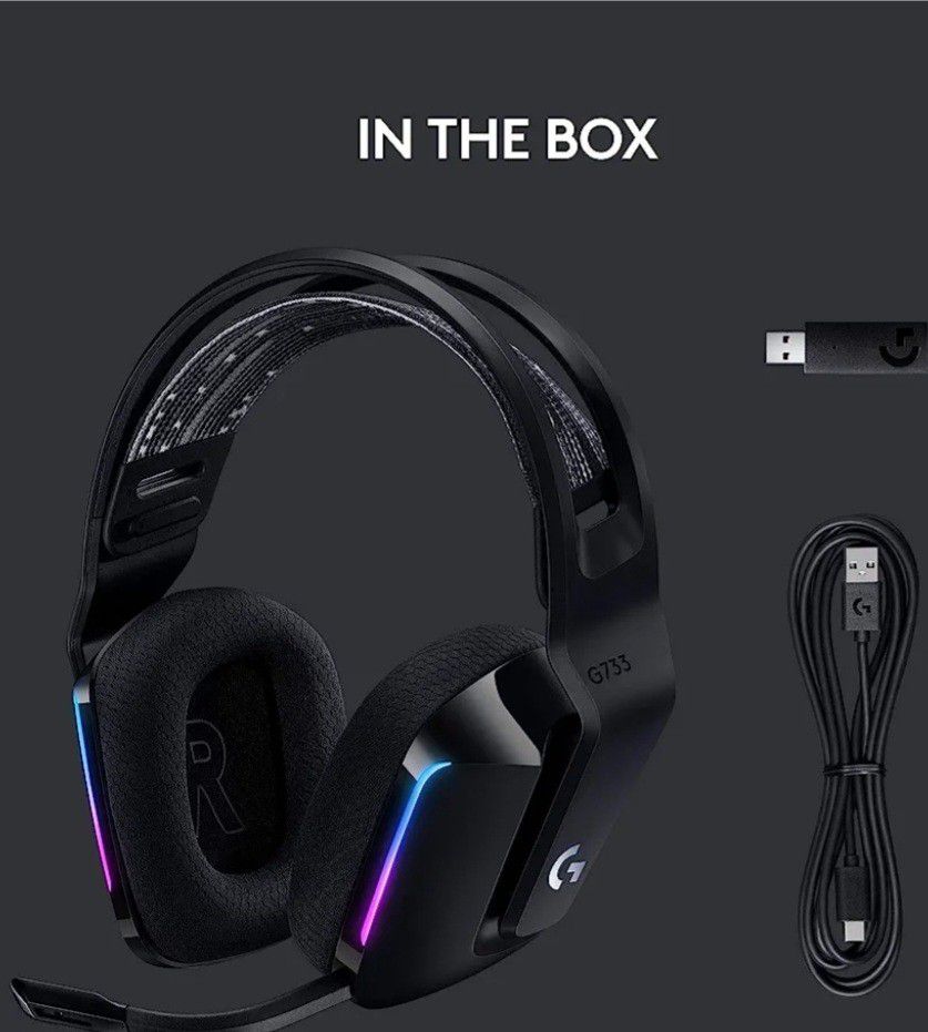 Logitech G733 Lightspeed Wireless Gaming Headset with Suspension Headband, Lightsync RGB, Blue VO!CE mic technology and PRO-G audio drivers - Black

