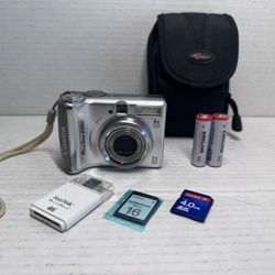 Canon Powershot A560 7.1 Mega Pixel Digital Camera (Complete, Great Condition)