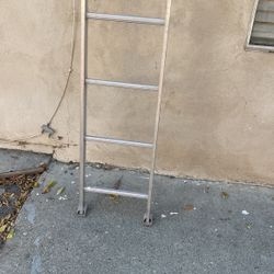1 Pc 8’ Ladder 