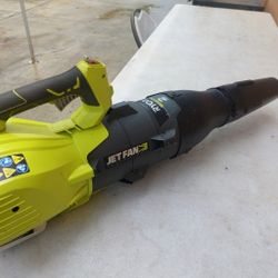 Lead Blower 