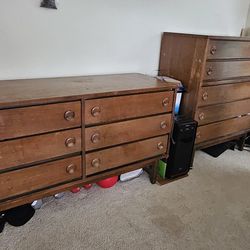 2 Dressers
