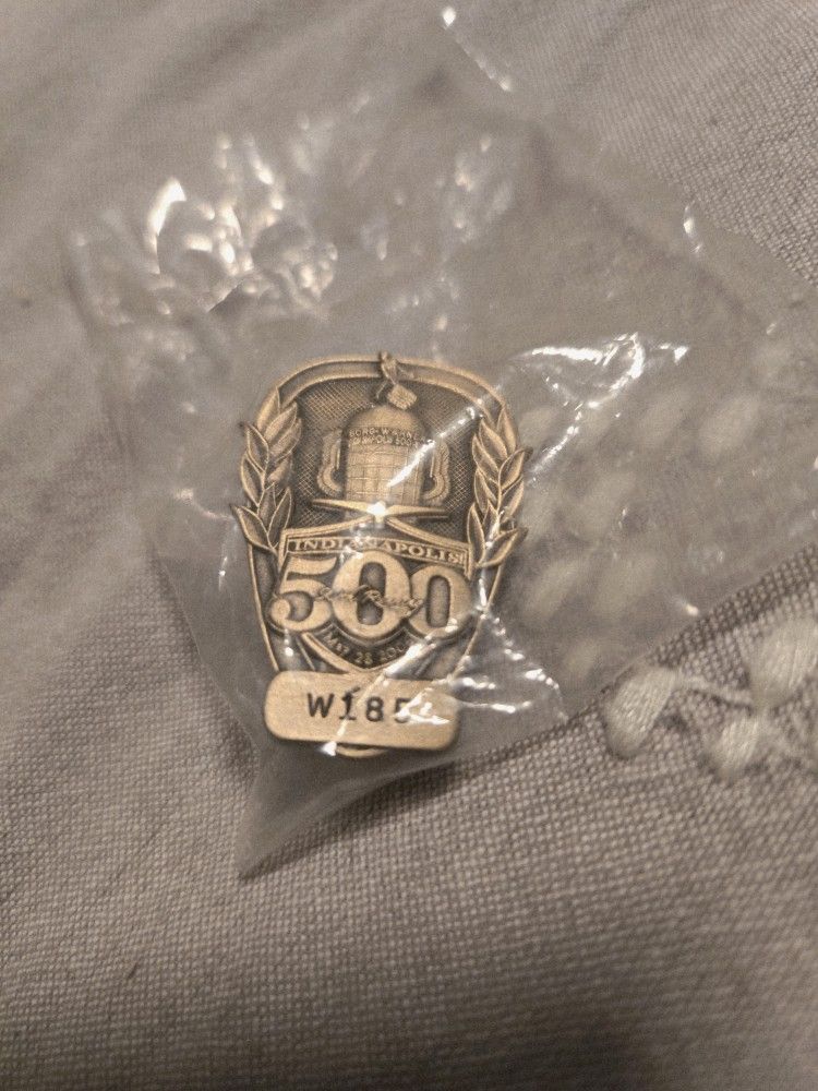 2006 Indianapolis 500 pit badge