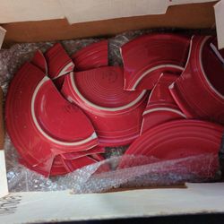 Broken Scarlet Fiestaware Luncheon Plates