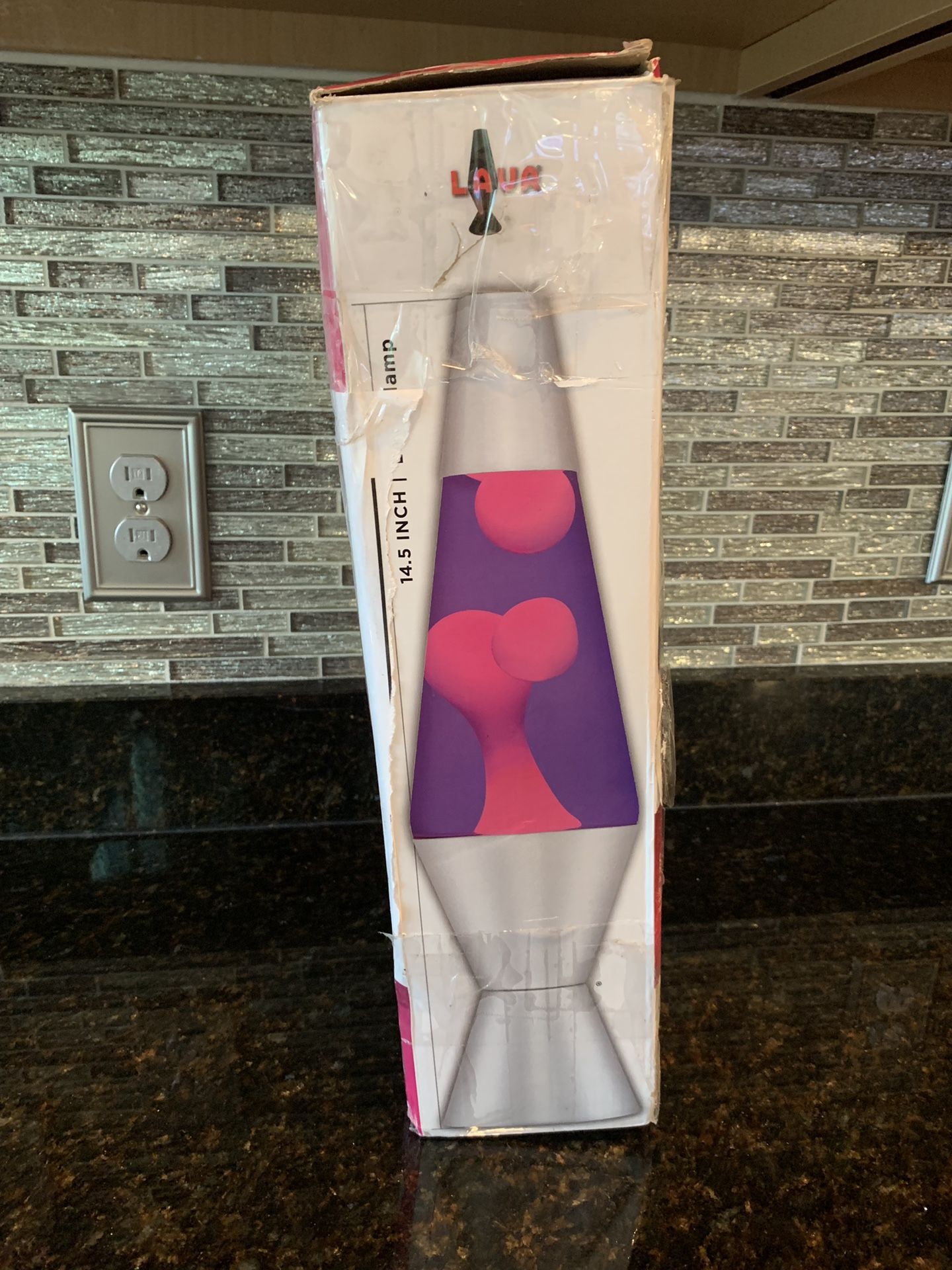 Brand New Lava Lite 14.5 Inch Classic Motion Lava Lamp Pink And Purple 20 Ounce