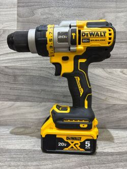 DeWalt Cordless 20V Drill Driver (A1D026379)