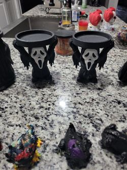 Candle holder