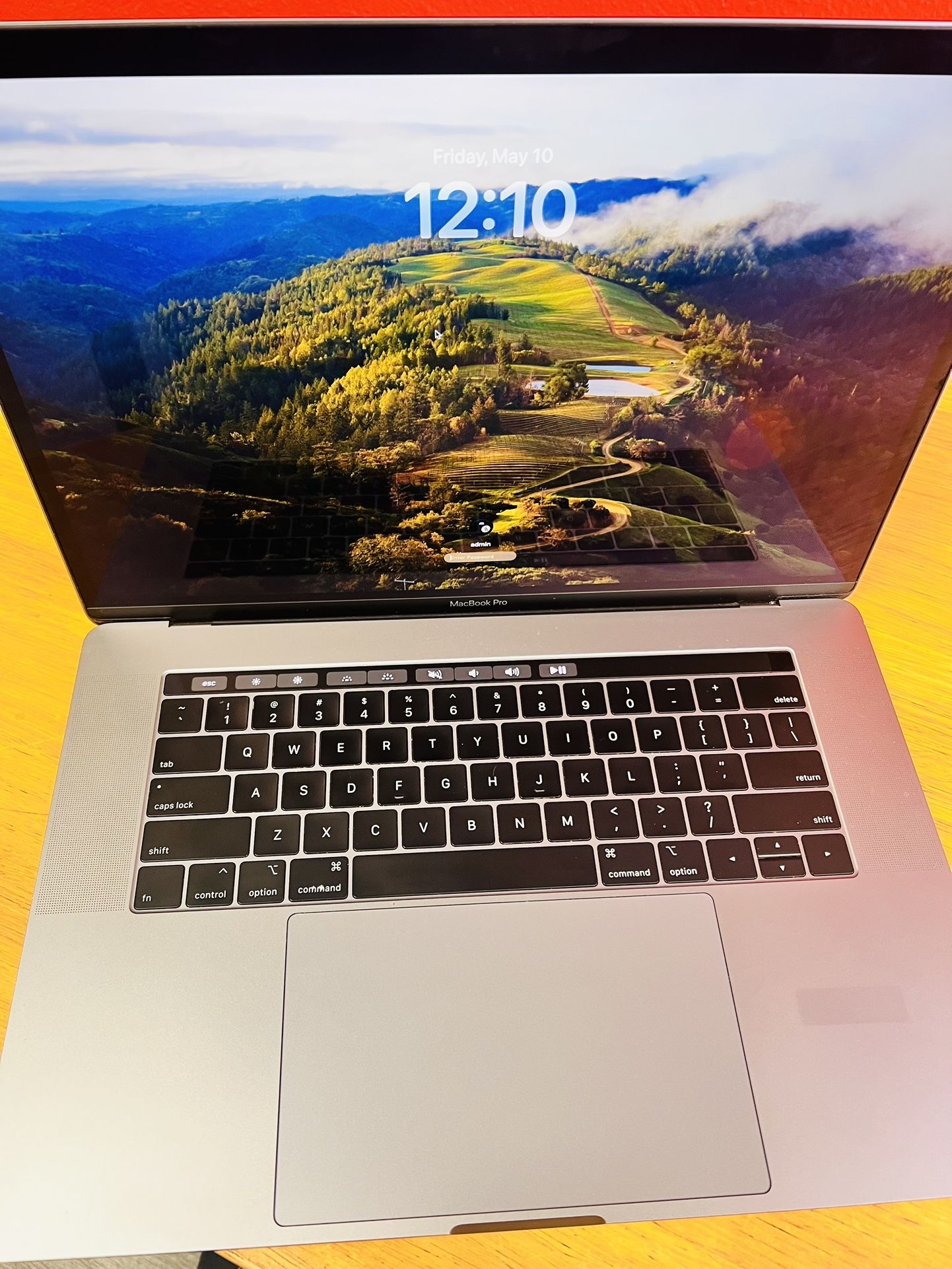 MackBook Pro 15 Inch 16GB RAM 1TB Storage 