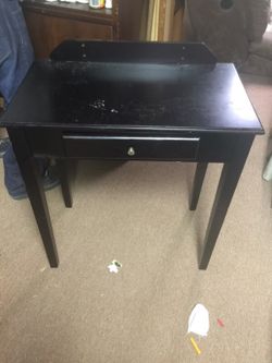 Writing table