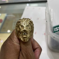 14k Lion Ring 