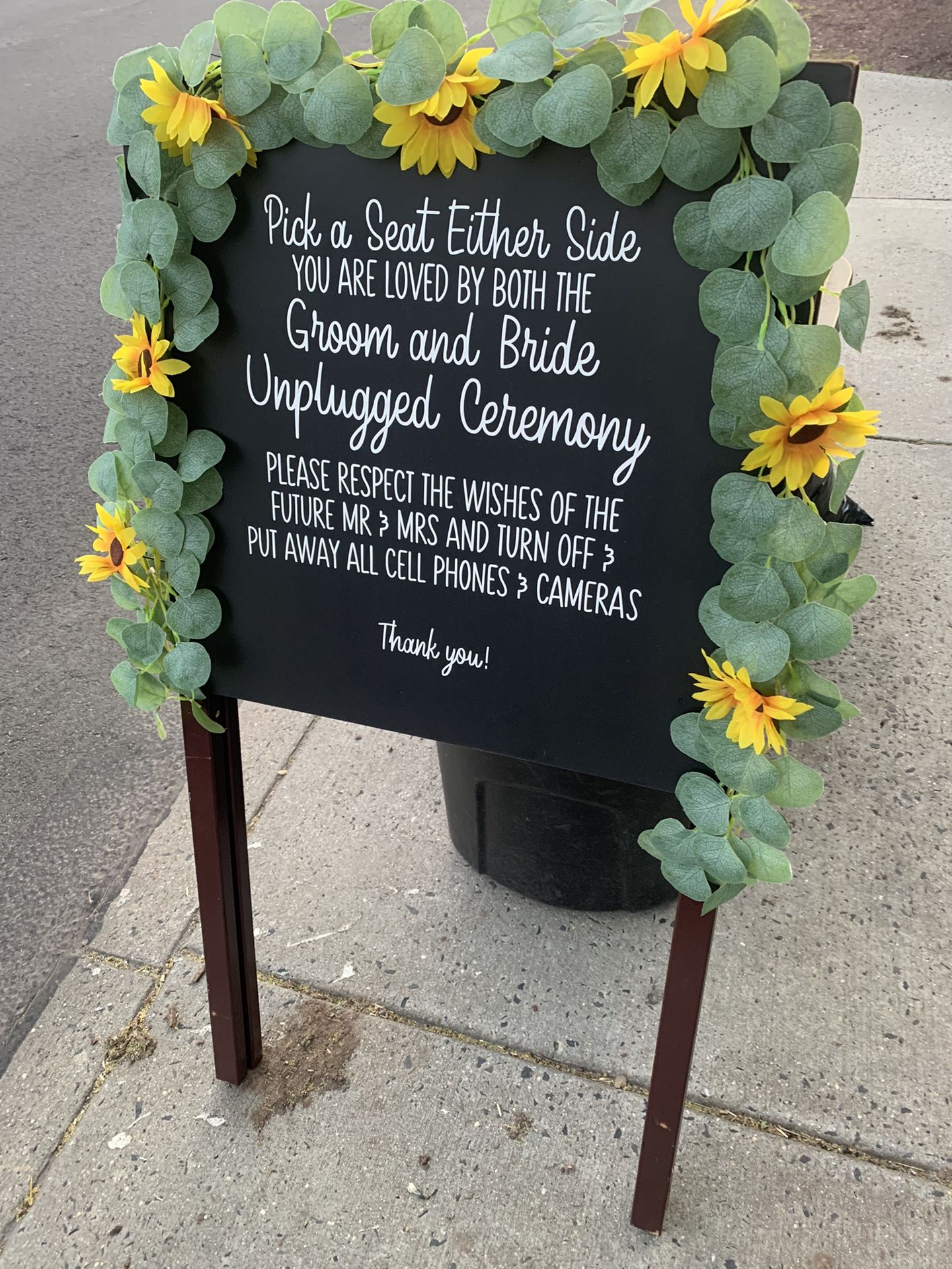 Free Wedding Sign
