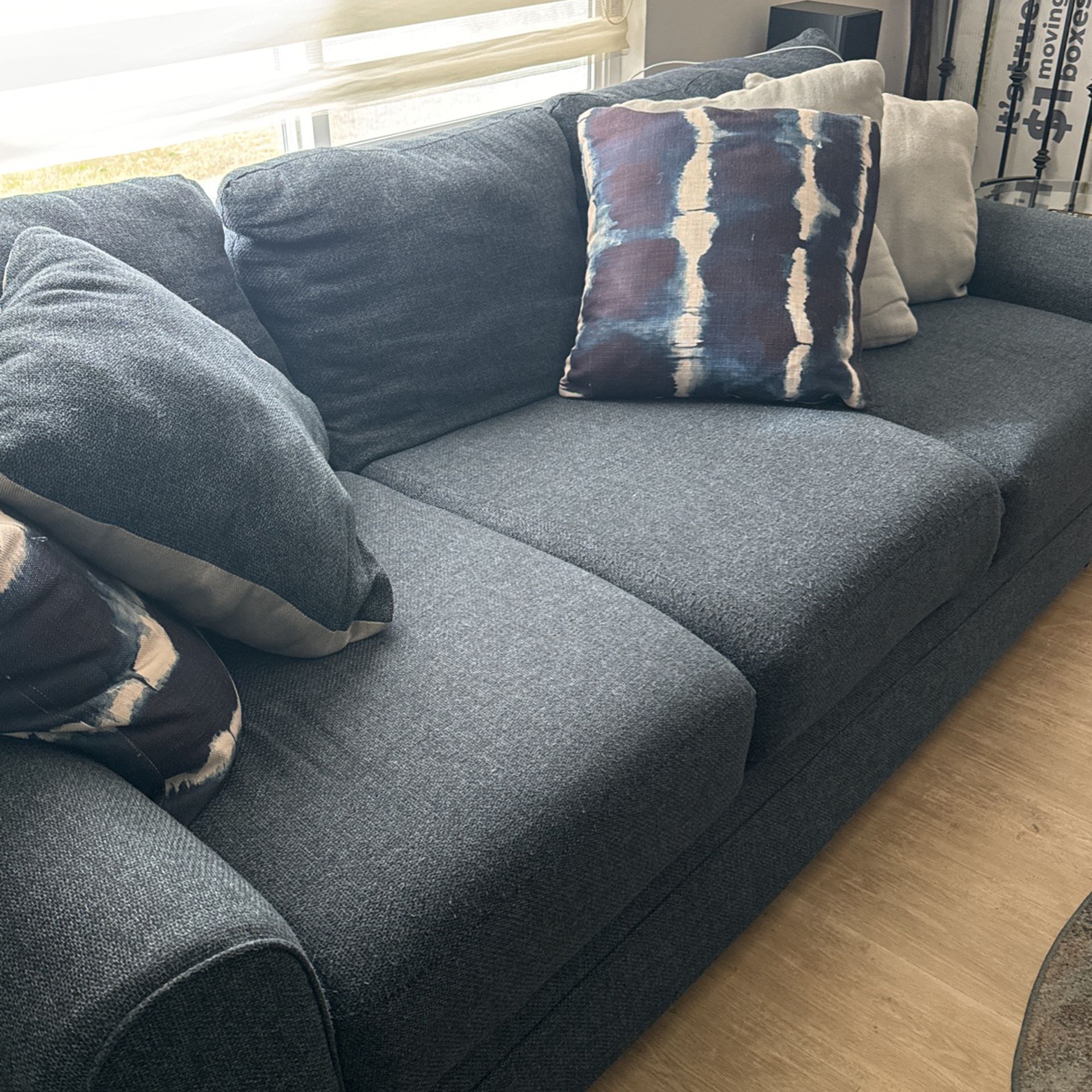 Living spaces Used Couch & Loveseat 
