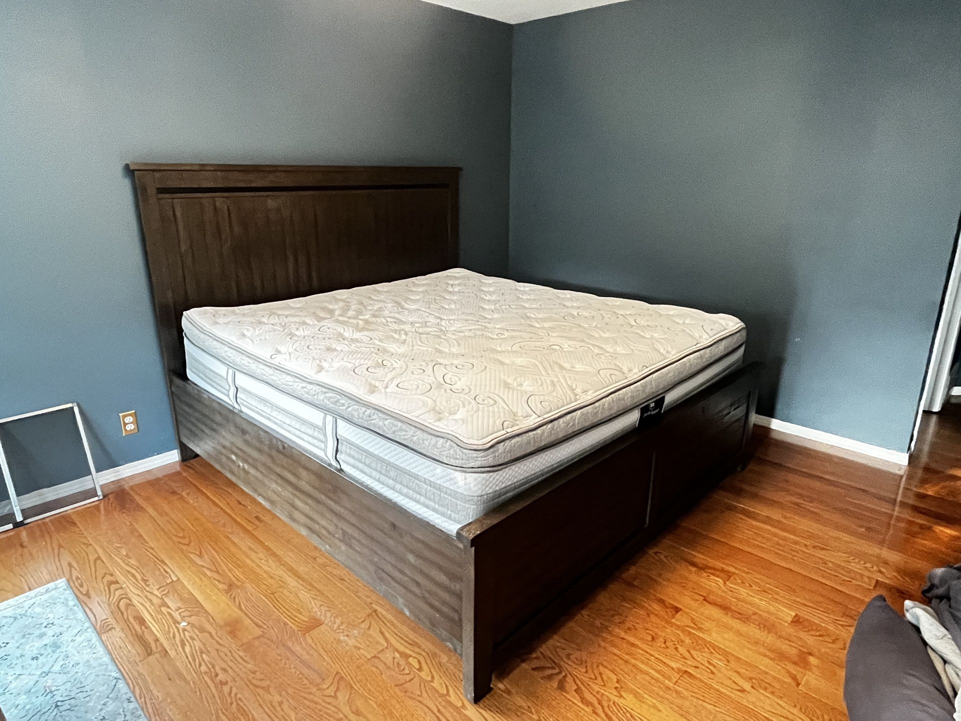 King Bed