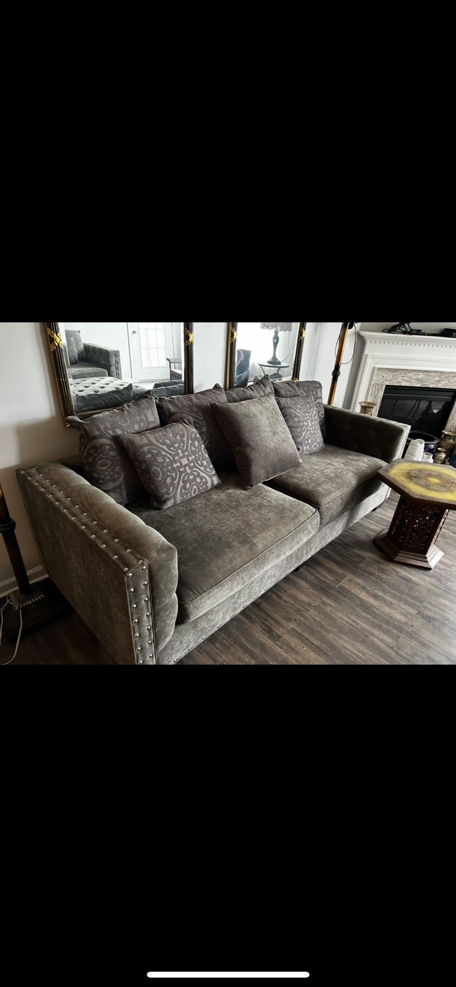 2 Couches + Ottoman