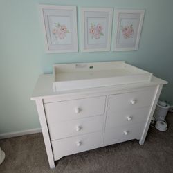 Dresser With Changing Table