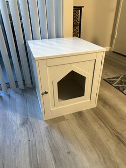 Cat House/litter Box