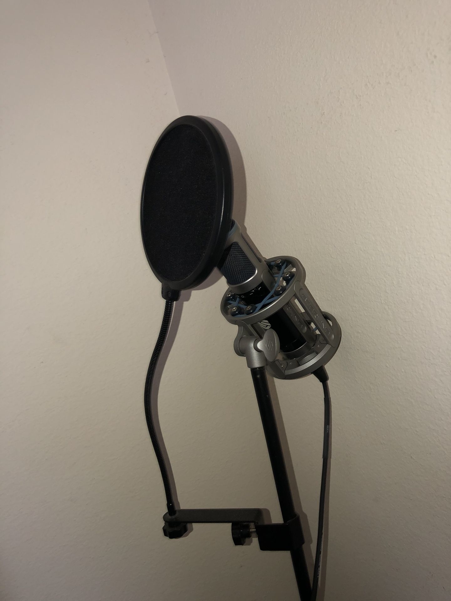 Sterling Studio Recording Microphone with pop filter and Mic stand