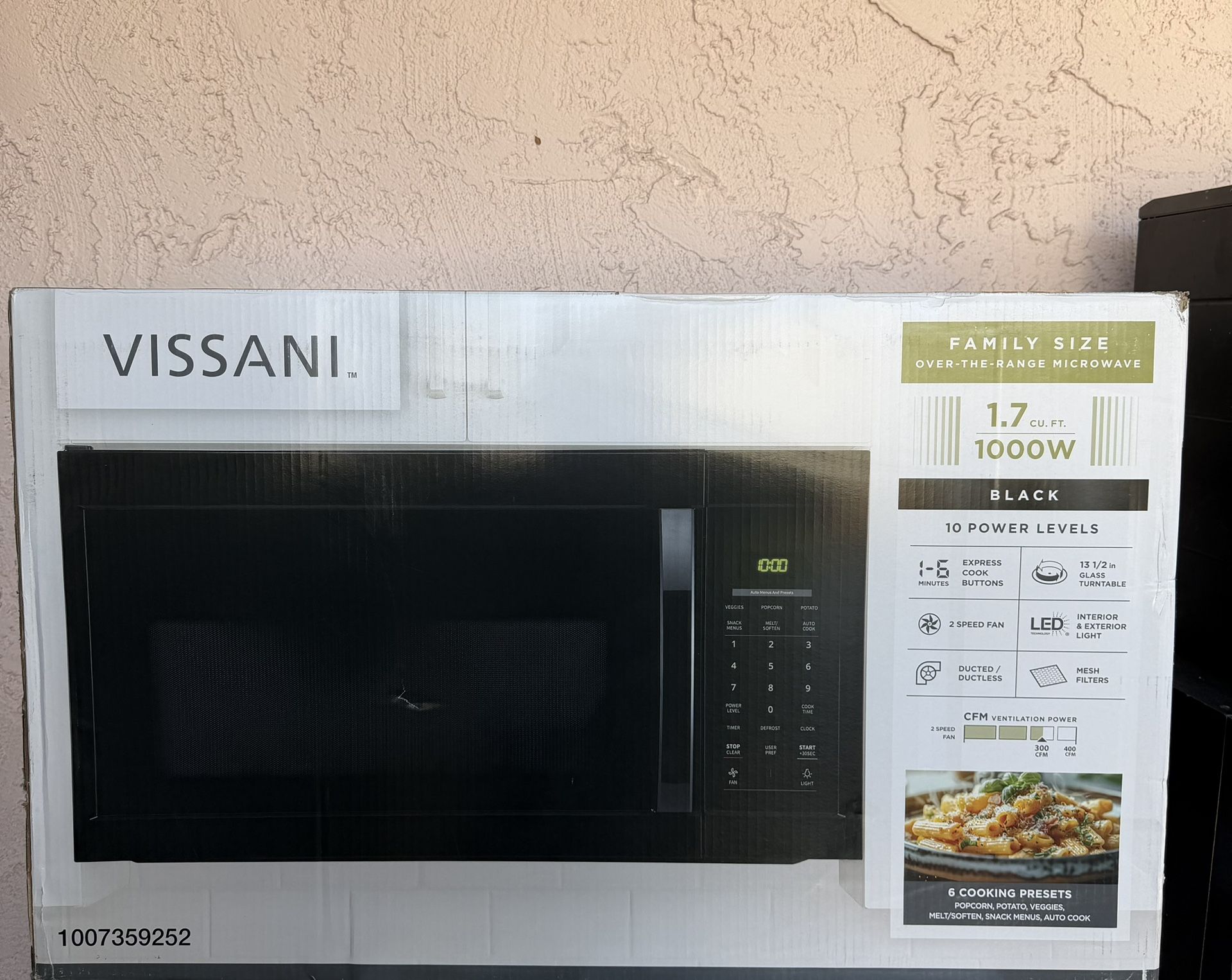 Vissani Microwave Black