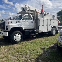 1998 GMC  C7500 Digger