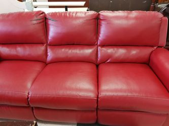 Red recliner on both ends