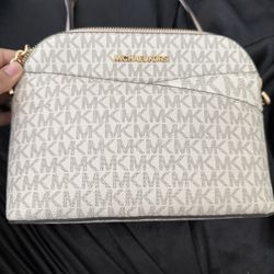 Micheal Kors Bag
