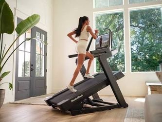 🔥 NordicTrack X24 Treadmill – 24" HD Screen | Luxury Home Gym!