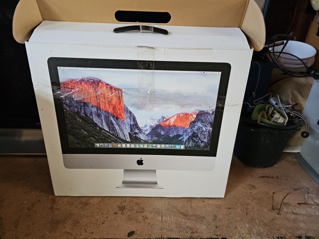 Apple iMac with 21.5-inch Display Intel i5, Needs Hard Drive