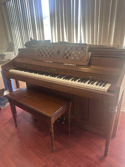 WURLITZER Piano