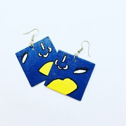 Rangi House Earrings - Gleamy 
