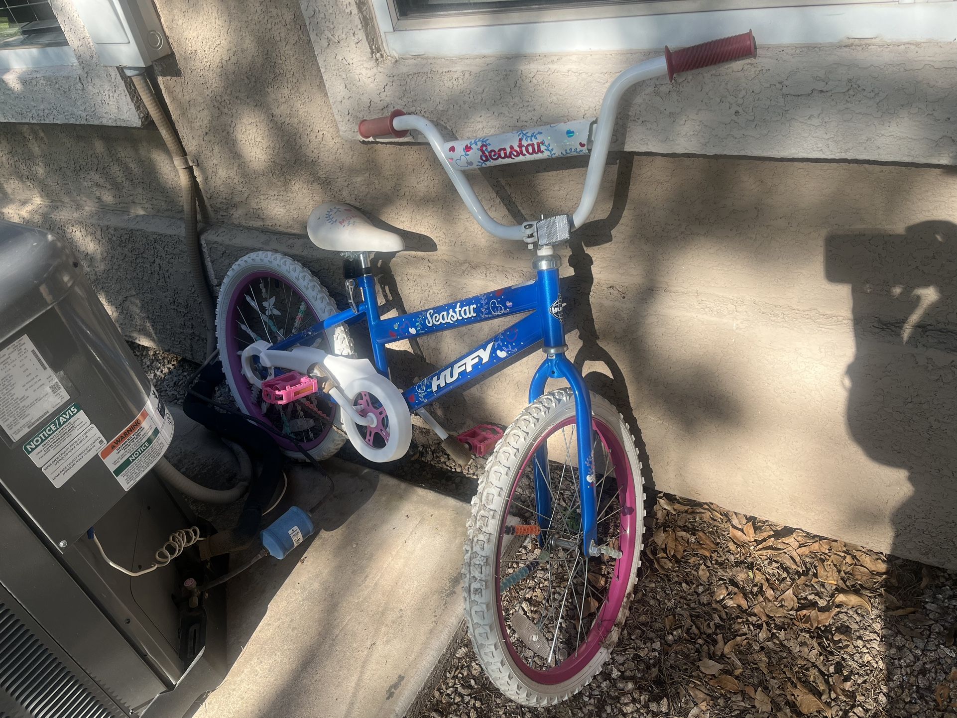 Girls 20 Inch Huffy Bike