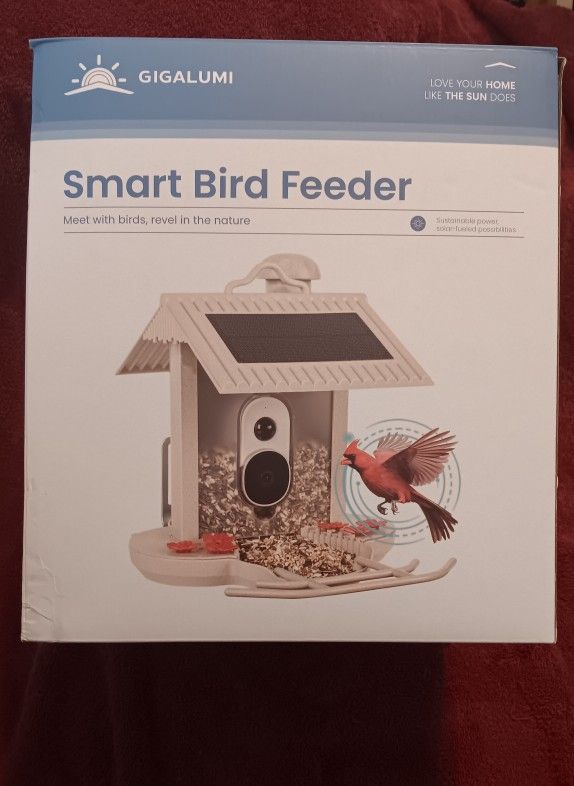 Gigalumi Smart Bird Feeder