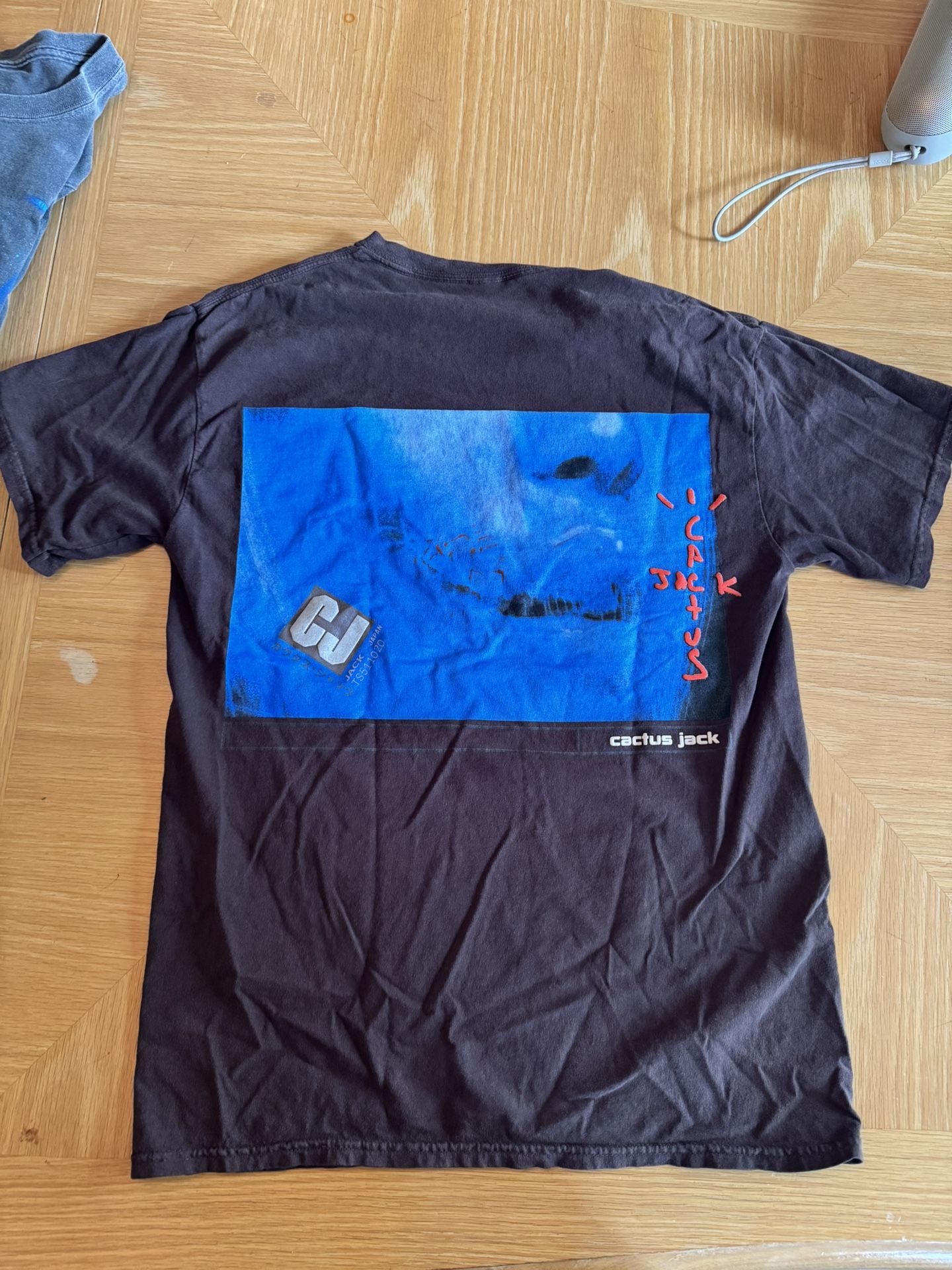 travis scott shirt utopia