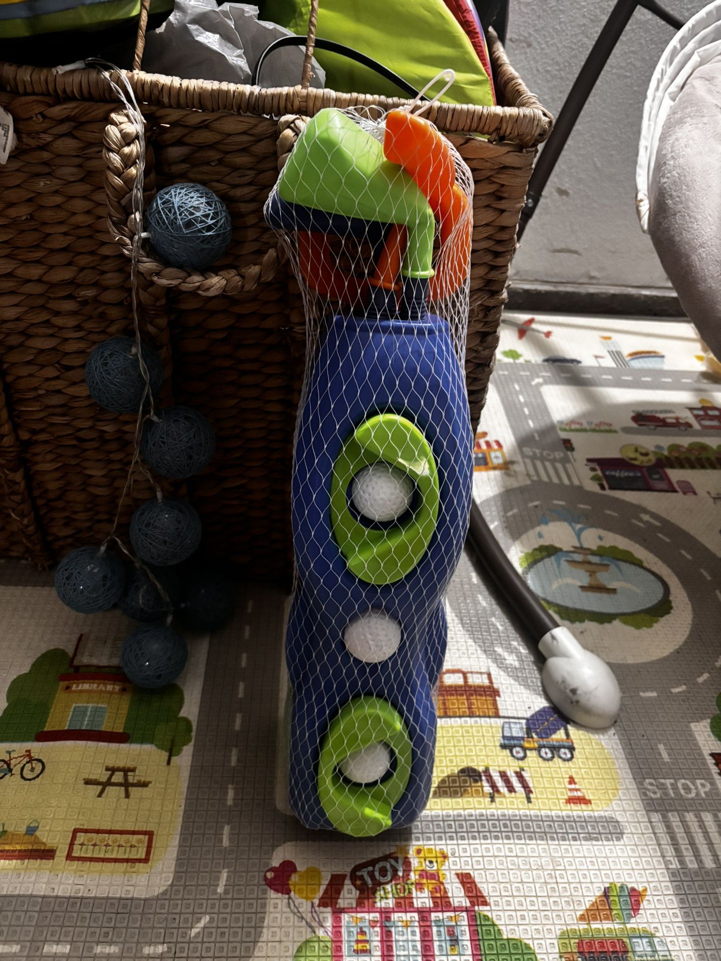 kids golfing toy