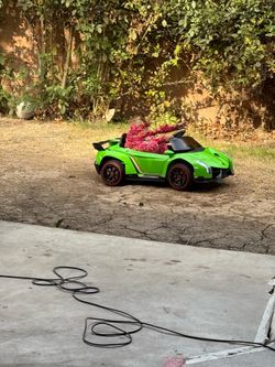 Lamborghini toy car drive on