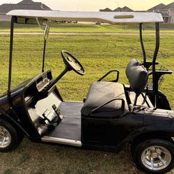 EZGO GOLF CART 