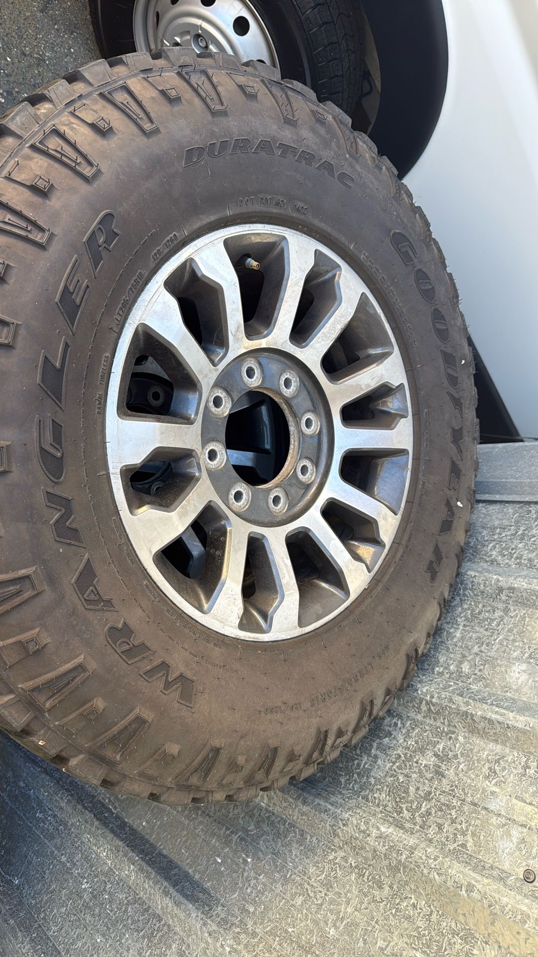 Ford F250 Rims And Tires