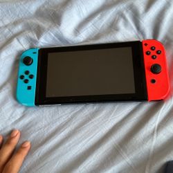 Nintendo Switch Console