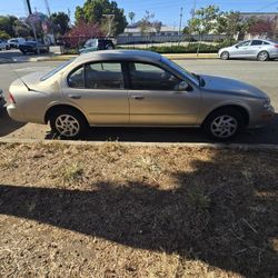 1997 Nissan Maxima 