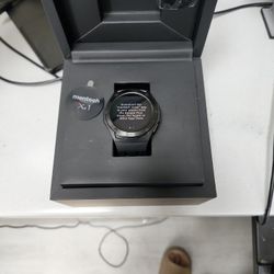 Xe1
 Smartwatch, Lightweight Fitness Tracker with 1.2” Touch Screen, 110 
Sport Modes, GPS, Sunlight-Visible, 5ATM Waterproof, 14-Day Battery 
Life, f