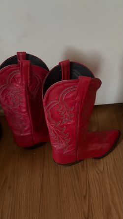 Dan post. Ladies boots